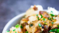 Cuban Yuca con Mojo (Boiled Cassava with Garlic Sauce) Cuban Yuca con Mojo (Boiled Cassava with Garlic Sauce)