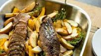 Roasted Pork Tenderloin with Apples and Squash Roasted Pork Tenderloin with Apples and Squash