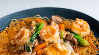 Hong Kong Crispy Noodles with Pork & Prawn Hong Kong Crispy Noodles with Pork & Prawn
