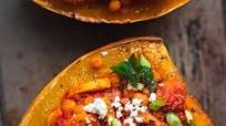 Chickpea Stuffed Spaghetti Squash (Vegan) Chickpea Stuffed Spaghetti Squash (Vegan)