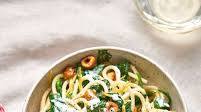 Espaguettis con mascarpone, espinacas y avellanas Espaguettis con mascarpone, espinacas y avellanas