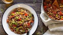 Hoppin' John with black-eyed peas and chard Hoppin' John with black-eyed peas and chard