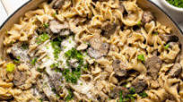 Mushroom Stroganoff - One Pot Pasta Mushroom Stroganoff - One Pot Pasta