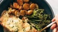 Baked Salmon with Amazing Lemon Sauce Baked Salmon with Amazing Lemon Sauce