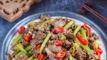 Hunan Beef Stir-fry (小炒黄牛肉) Hunan Beef Stir-fry (小炒黄牛肉)