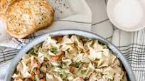 Easy Chicken or Turkey Pot Pie Skillet Pasta Easy Chicken or Turkey Pot Pie Skillet Pasta