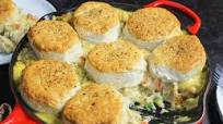 Easy Chicken & Biscuit Skillet Easy Chicken & Biscuit Skillet