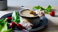 Pork rillettes (slow-cooked confit pork) with radishes recipe Pork rillettes (slow-cooked confit pork) with radishes recipe