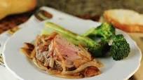 Pork Tenderloin with Caramelized Apples and Onions Pork Tenderloin with Caramelized Apples and Onions