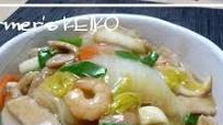 Chop Suey Rice Bowls with Lots of Vegetables Chop Suey Rice Bowls with Lots of Vegetables