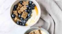 Blueberry & Yogurt Breakfast Bowls Blueberry & Yogurt Breakfast Bowls