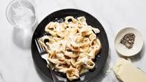 Cacio e Pepe Noodles With Miso Cacio e Pepe Noodles With Miso