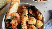 Cioppino Recipe (Seafood Stew) Cioppino Recipe (Seafood Stew)