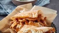 Quick gyros with tzatziki Quick gyros with tzatziki