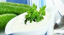 Sos tzatziki Sos tzatziki