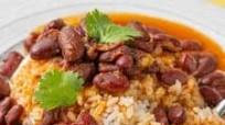 Habichuelas Guisadas (Puerto Rican Stewed Beans) Habichuelas Guisadas (Puerto Rican Stewed Beans)