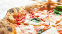 Fresh Margherita Pizza Fresh Margherita Pizza