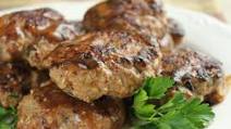 Hamburgers with Brown Gravy (TOTAL Comfort Food aka Hamburgers with Brown Gravy (TOTAL Comfort Food aka