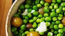 Peas and Potatoes with Bay Leaves and Black Pepper Peas and Potatoes with Bay Leaves and Black Pepper
