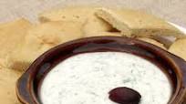 Tzatziki (Greek Cucumber Yogurt Dip) Tzatziki (Greek Cucumber Yogurt Dip)