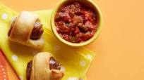Pizza Pigs with Tomato Dip Pizza Pigs with Tomato Dip