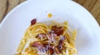 Authentic Italian Pasta Carbonara (no cream) Authentic Italian Pasta Carbonara (no cream)