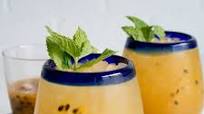Tropical Passion Fruit Moscow Mules Tropical Passion Fruit Moscow Mules