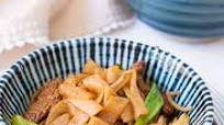 Beef Chow Fun Noodles Beef Chow Fun Noodles