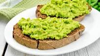 Tostada de guacamole para un desayuno ligero Tostada de guacamole para un desayuno ligero