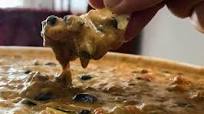 Chili (con Carne) Queso Dip Chili (con Carne) Queso Dip