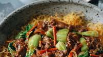 Crispy Pan Fried Noodles with Beef Crispy Pan Fried Noodles with Beef
