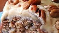 Apple and Cream Cheese Bundt Cake with Praline Topping Apple and Cream Cheese Bundt Cake with Praline Topping