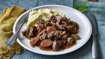 Easy slow cooker beef stew Easy slow cooker beef stew