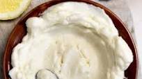 Garlic Dipping Sauce (Lebanese Toum) Garlic Dipping Sauce (Lebanese Toum)