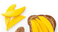 Tostada De Mango Y Mantequilla De Almendras Tostada De Mango Y Mantequilla De Almendras