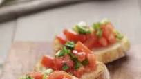 Bruschetta italienne à la tomate Bruschetta italienne à la tomate