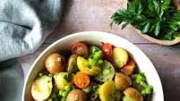 Potato Salad (Πατατοσαλάτα) Potato Salad (Πατατοσαλάτα)
