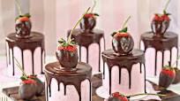 Chocolate-Covered Strawberry Cakes Chocolate-Covered Strawberry Cakes