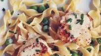 Seared Scallops with Creamy Noodles and Peas Seared Scallops with Creamy Noodles and Peas
