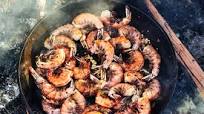Spicy Peel-and-Eat Skillet Shrimp with Garlic Spicy Peel-and-Eat Skillet Shrimp with Garlic