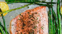 Salmon and Asparagus (Sheet Pan Meal!) Salmon and Asparagus (Sheet Pan Meal!)