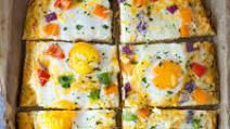 Hash Brown Crust Breakfast Pizza + Giveaway! Hash Brown Crust Breakfast Pizza + Giveaway!