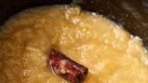 How To Make Applesauce in the Slow Cooker How To Make Applesauce in the Slow Cooker