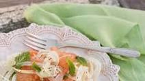 Grapefruit and shaved fennel salad with fresh mint Grapefruit and shaved fennel salad with fresh mint