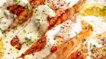 Salmon with Creamy Garlic Sauce Salmon with Creamy Garlic Sauce