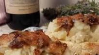 Tosta de bacalao con cebolla caramelizada Tosta de bacalao con cebolla caramelizada