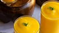 Mango Pineapple Smoothie with Orange Juice | Vegan Tropical Smoothie Mango Pineapple Smoothie with Orange Juice | Vegan Tropical Smoothie