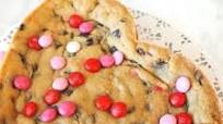 Giant Chocolate Chip Cookie Heart Giant Chocolate Chip Cookie Heart
