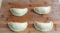 How to make empanada dough for baking How to make empanada dough for baking