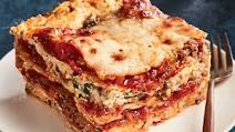 Lasagna with Meat Sauce